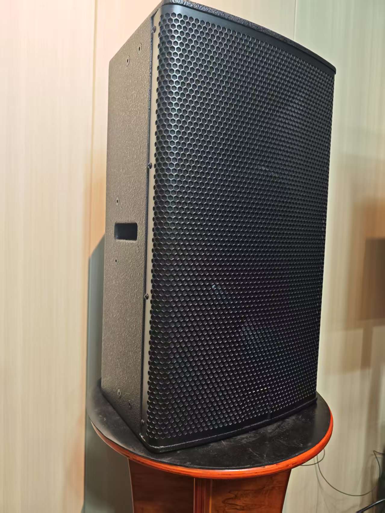 12인치 목재 액티브 스피커 2*400w 파워 앰프 특 - Outdoor Power Direct 리뷰 및 가격